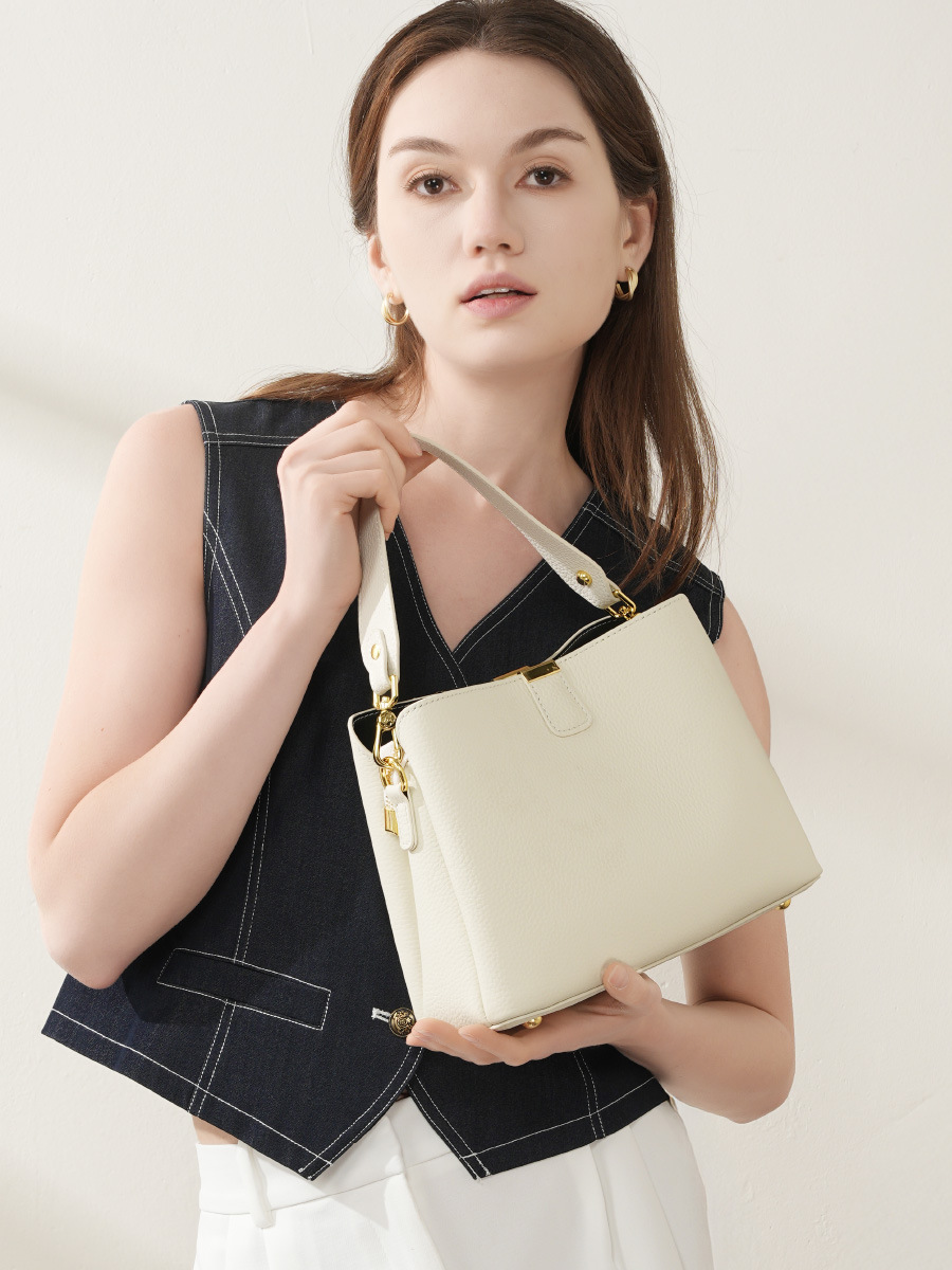 YANATARI Genuine Leather Woman - огляд і ціна Women Bags Grey