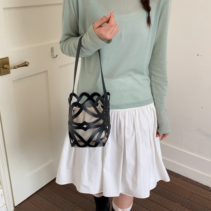 Summer New Hollow Out PU Woven - огляд і ціна Women Bags Designer Sale